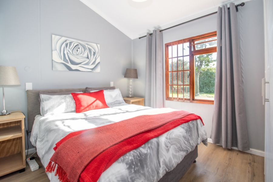 To Let 2 Bedroom Property for Rent in Fish Hoek Western Cape
